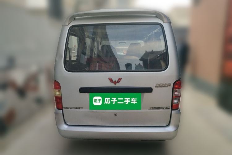 Used Wuling Zhiguang 2010 1.0L New Version Practical Short-Body L2Y
