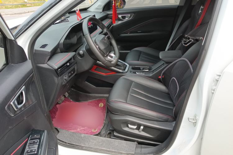 Used Wuling Alvez 2022 1.5T CVT Trendy & Cool Edition
