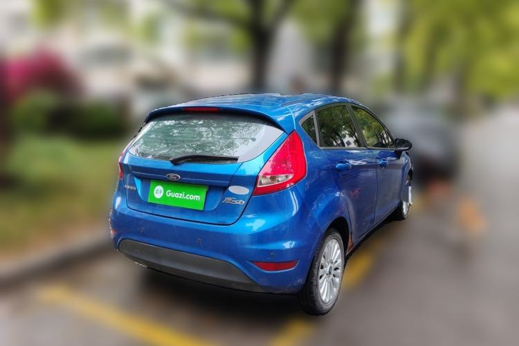 Used Ford Fiesta 2011 Hatchback 1.5L Automatic Fashion Edition Rear Right 45 Deg