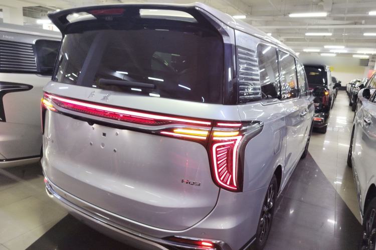 Used Hongqi HQ9 2023 2.0T Smart Connect Flagship Edition Rear Right 45 Deg