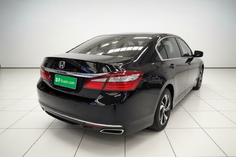 Used Honda Accord 2016 2.0L Comfort Edition
