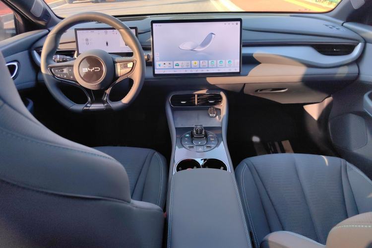 Used BYD Seal 06GT 2025 Intelligent Driving Version 550 All-Wheel Drive Heatwave Edition
