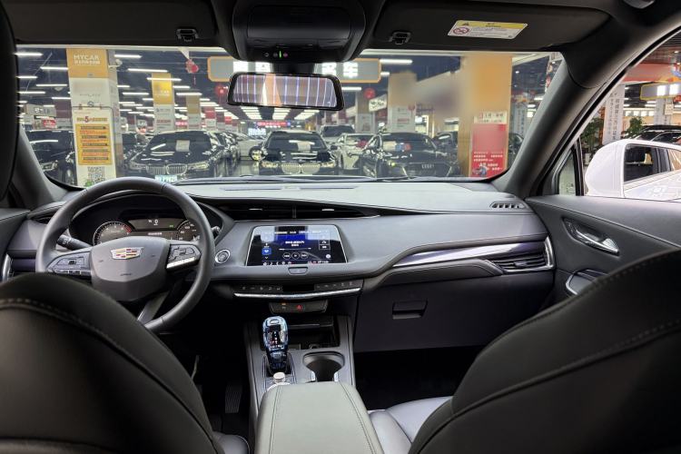 Used Cadillac XT4 2022 28T Two-Wheel Drive Fashion Edition Audio And AC Panel