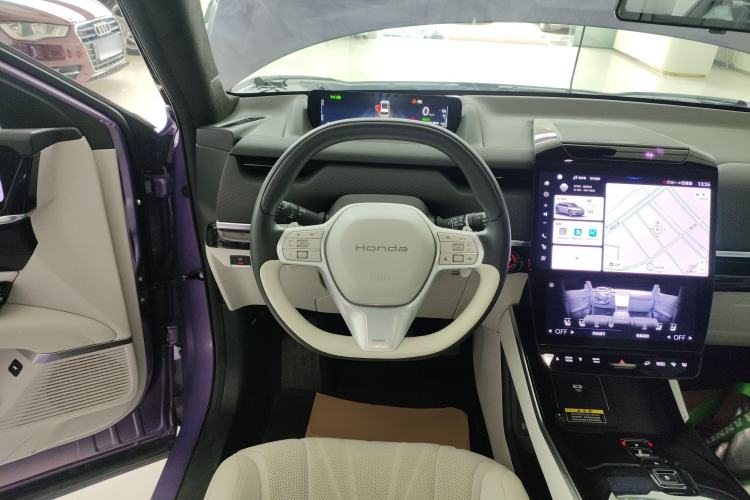 Used Honda P7 2025 Four-Wheel Drive Long-Range Max Steering Wheel