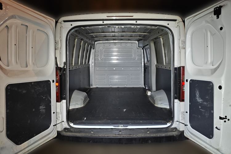 Used Wuling Yangguang 2024 300km Comfort Version with Sealed Windows 60kW
