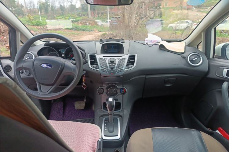 Used Ford Fiesta 2013 Hatchback 1.5L Automatic Fashion Edition
