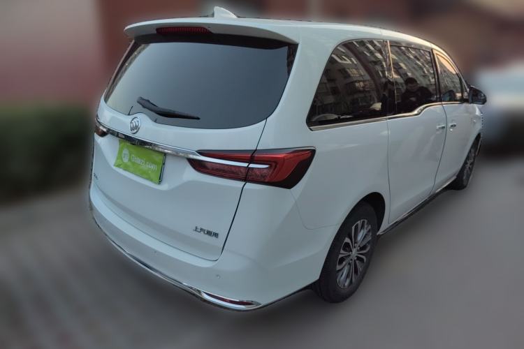 Used Buick GL8 2023 Facelifted Land Cruiser Executive Luxury Version
