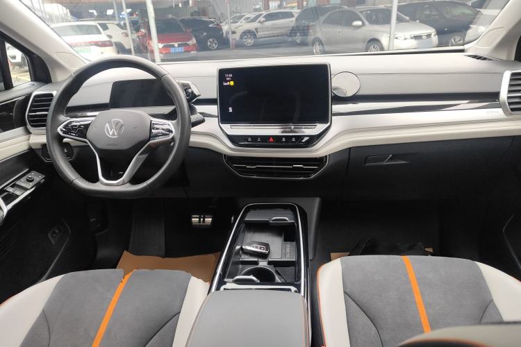 Used Volkswagen ID.6 CROZZ 2022 Long-Range PRO Edition
