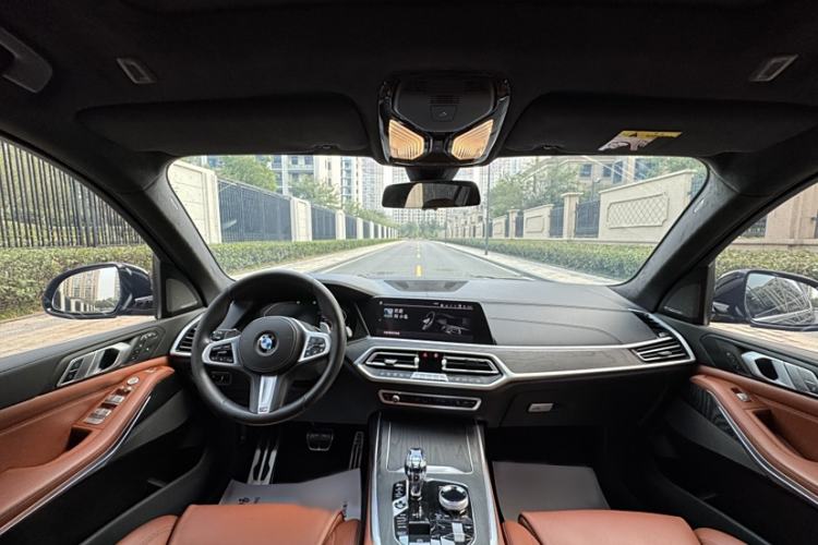 Used BMW X7 2019 xDrive40i Luxury M Sport Package