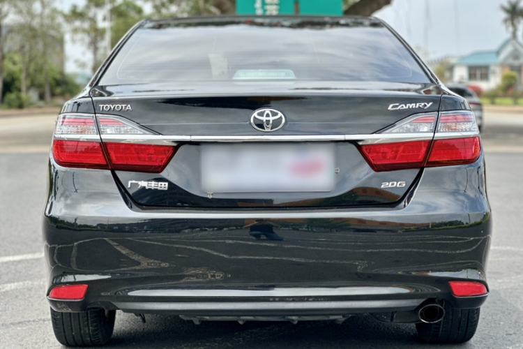 Used Toyota Camry 2016 2.0G 10th Anniversary Leading Edition Exterior 6