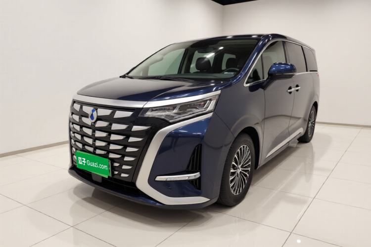 Used Denza D9 2022 DM-i 970 Four-Wheel Drive Prestige Model