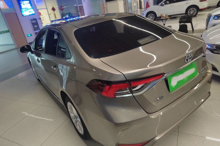 Used Toyota Corolla 2021 Dual-Motor 1.8L E-CVT Elite Edition Exterior 2