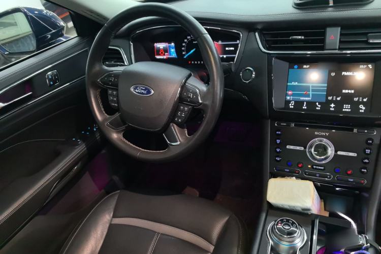 Used Ford Taurus 2017 EcoBoost 245 Luxury Model
