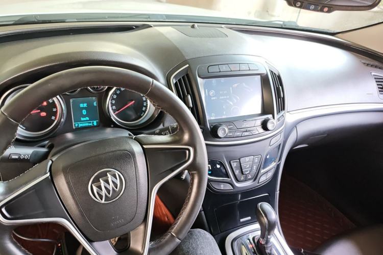 Used Buick Regal 2015 1.6T Fashion Tech Model
