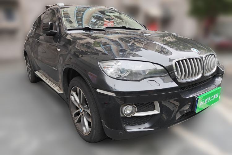 Used BMW X6 2014 xDrive35i Sport model Front Right 45 Deg