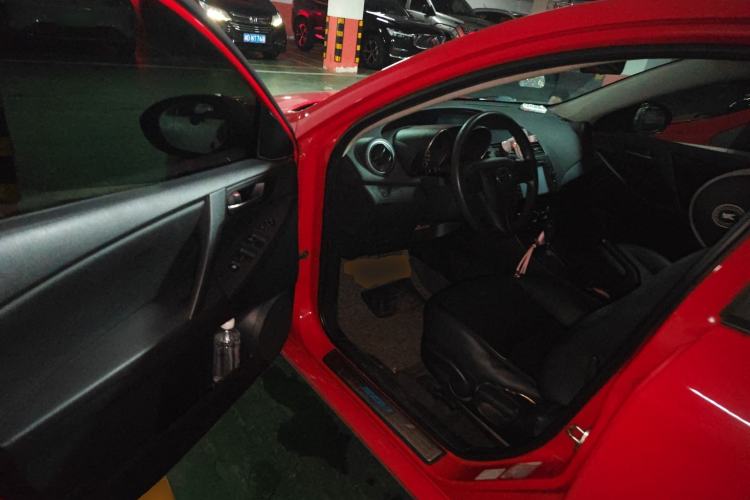 Used Mazda 3 2011 Sedan 1.6L Automatic Comfort Model Driver Seat