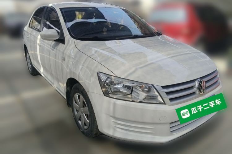 Used Volkswagen Santana 2015 1.6L Manual Fashion Edition Front Right 45 Deg