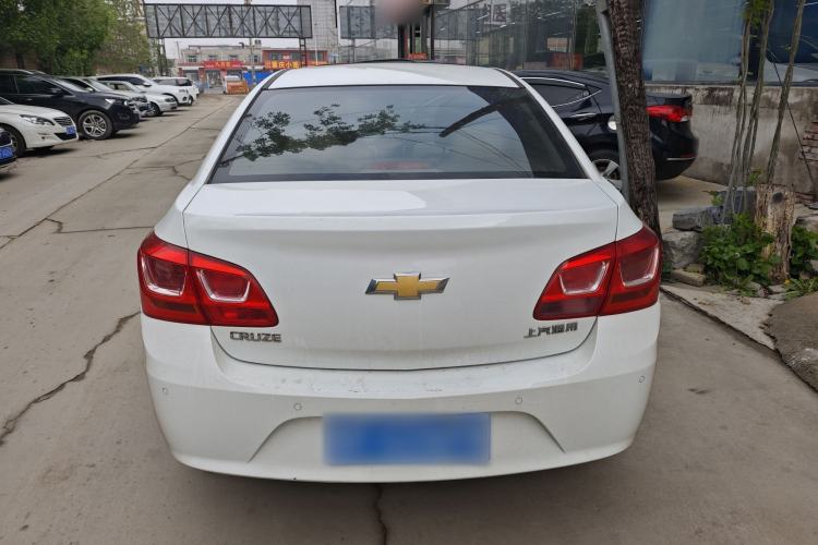 Used Chevrolet Cruze 2015 1.5L Classic SE AT Exterior 4