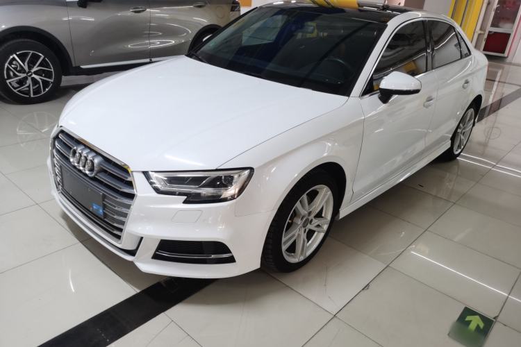 Used Audi A3 2020 Limousine 35 TFSI Fashion Edition China VI Emission Standard