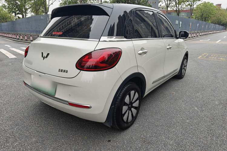 Used Wuling Bingo 2023 333 km Lingxi Connected+ Version
