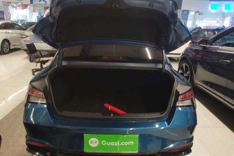 Used Hyundai Elantra 2021 1.5L CVT LUX Prestige Edition