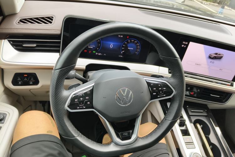 Used Volkswagen Tavendor 2023 380TSI Four-Wheel Drive R-Line Cruise Edition Steering Wheel