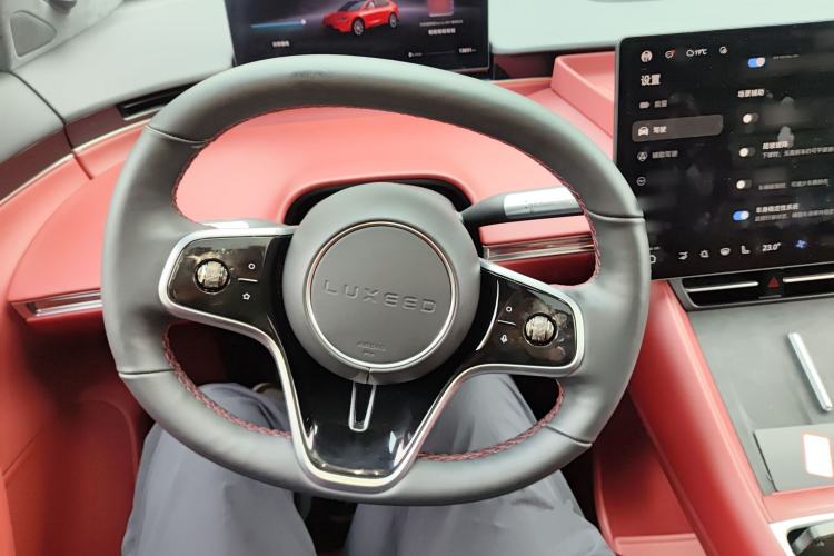 Used Hima Luxeed R7 2024 All-Electric 736 km Ultra