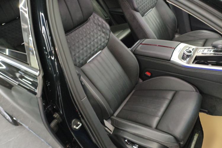 Used Hongqi H9 2022 2.0T Smart Connect Flagship Edition
