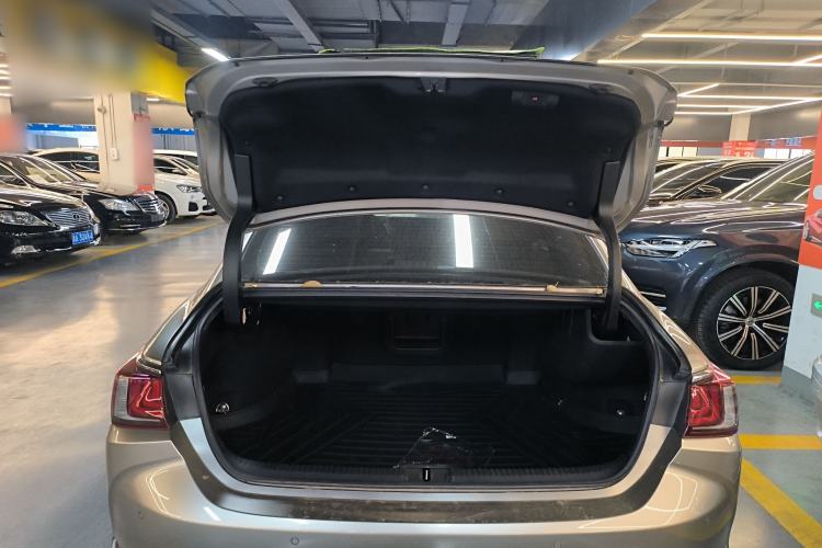 Used Lexus ES 2020 200 Luxury Edition
