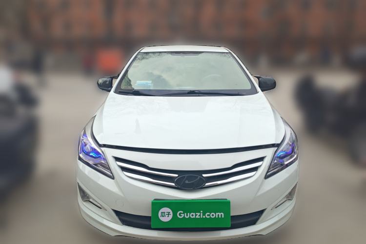 Used Hyundai Verna (older generation) 2014 1.4L Manual Smart GLS Trim Front