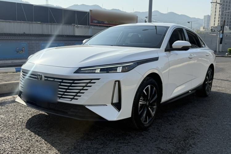 Used Changan Eado 2025 Blue Whale 1.5T 500Bar Prestige Model