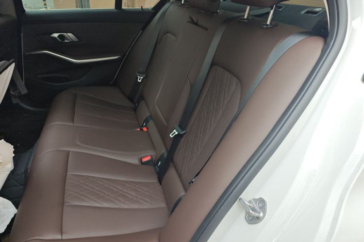 Used BMW 3 Series 2024 320i M Sport Package Left Rear Seat