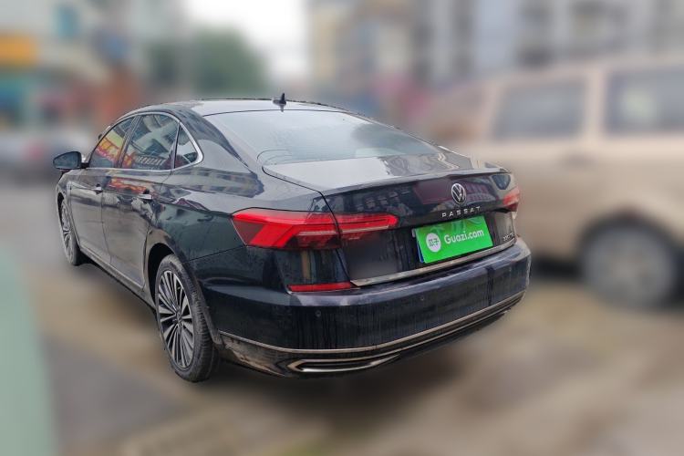 Used Volkswagen Passat 2020 330TSI Luxury Edition China VI
