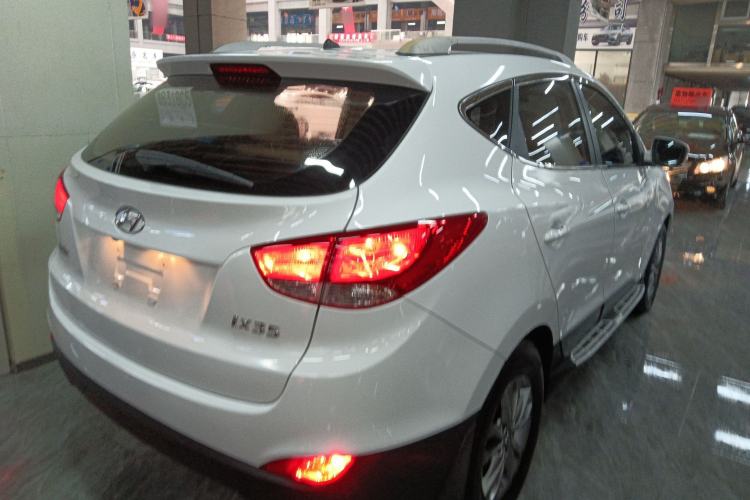 Used Hyundai ix35 2013 2.0L Automatic Two-Wheel Drive Comfort GL China V Standard Rear Right 45 Deg