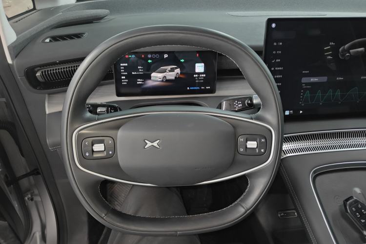 Used XPeng X9 2024 640 All-Wheel Drive High-Performance Max
