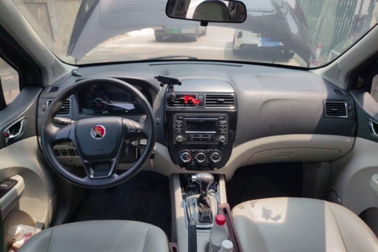 Used FORTHING Joyear XV 2015 1.6L CVT Comfort Model
