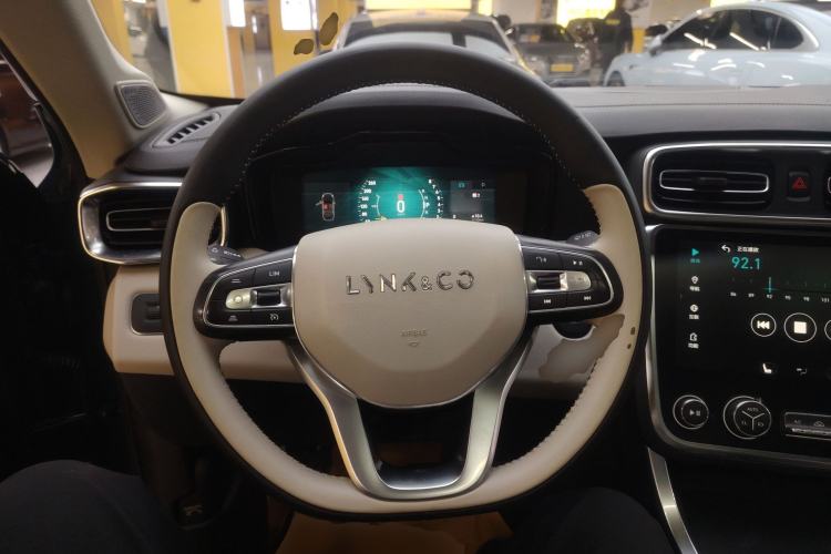 Used Lynk & Co 01 2017 2.0T Two-Wheel Drive Zhaopu Version