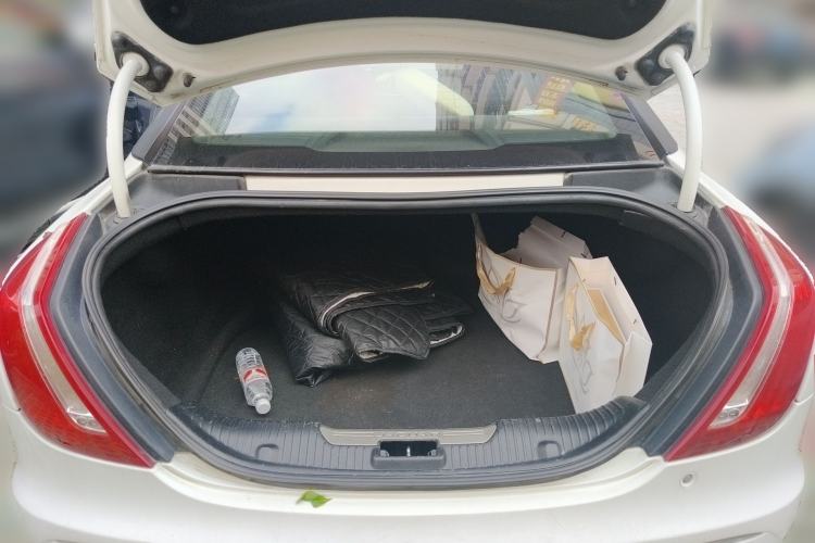 Used Jaguar XJ 2014 XJL 2.0T Two-Wheel-Drive Elegant Business Edition Trunk