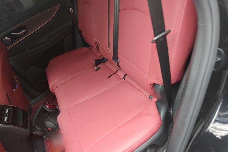 Used Chery Tiggo 9 2025 2.0T Dual-Clutch Two-Wheel Drive Comfort Edition 5 Seats
