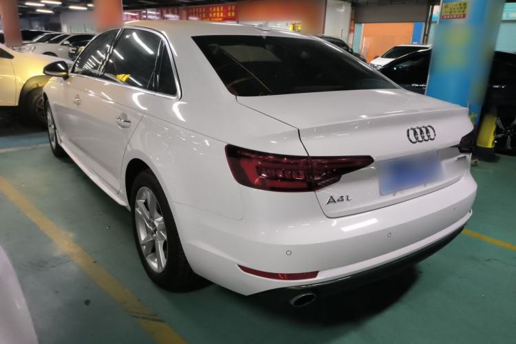 Used Audi A4L 2018 30th Anniversary Edition 40 TFSI Trendy Model Exterior 2