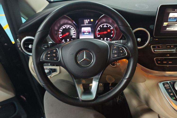 Used Mercedes-Benz V-Class 2018 V 260 L Prestige Extended Version China VI