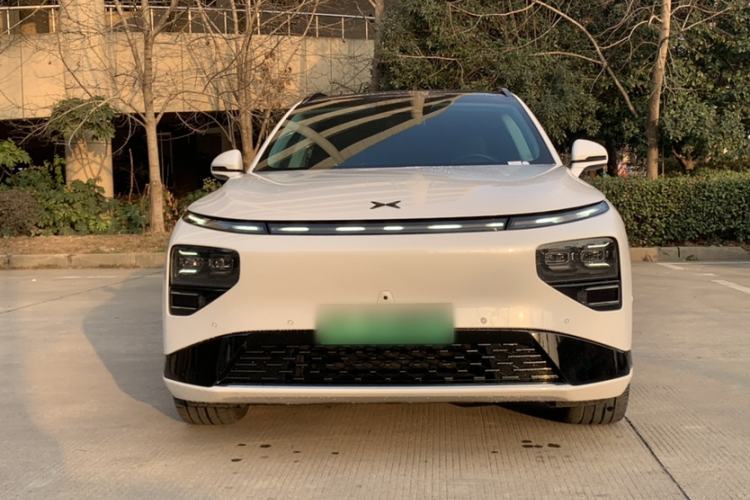 Used XPeng G9 2022 650 Performance Edition Max Exterior 8