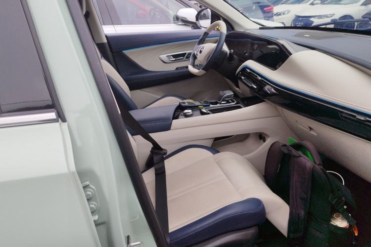 Used Dongfeng Aeolus Huge 2022 Mach Power 1.5T Dare-to-Drive Edition · Enjoyably悦 Right Front Seat