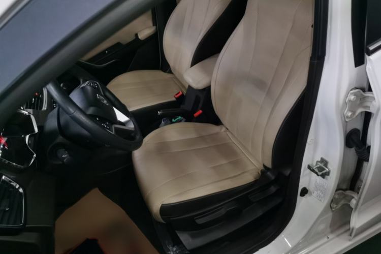 Used Baojun 310W 2017 1.5L Manual Fashion Edition China VI