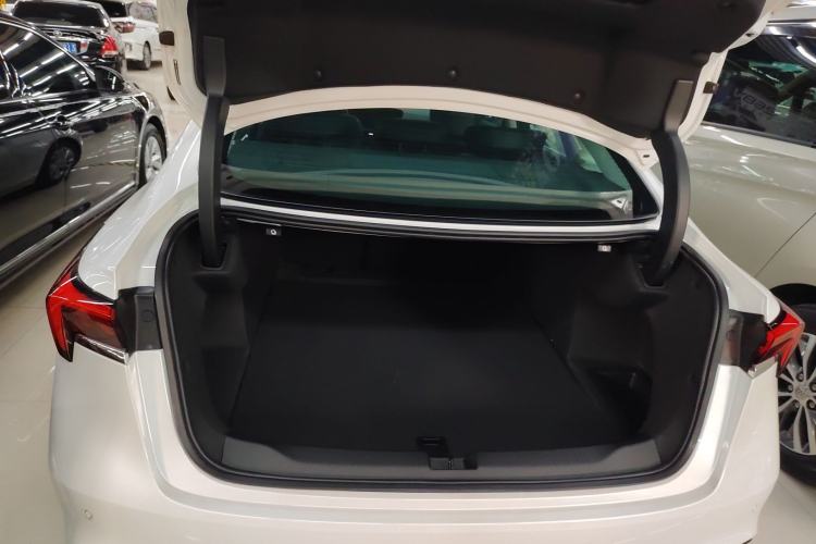 Used Buick LaCrosse 2023 Restyled 25T Cross-Country Edition