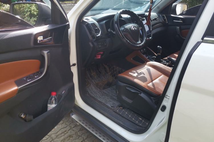 Used CHANGAN OSHAN CX70 2017 Facelifted CX70T 1.5T Manual High-Performance Edition