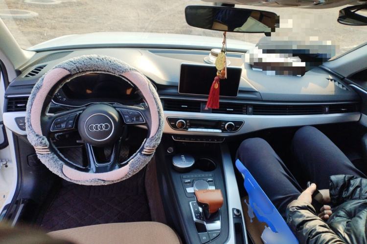 Used Audi A4L 2019 40 TFSI Fashion Edition China VI Emission Standard