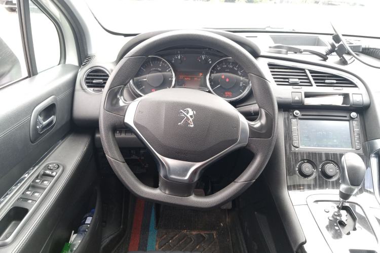 Used Peugeot 3008 2015 1.6THP Automatic Classic Edition