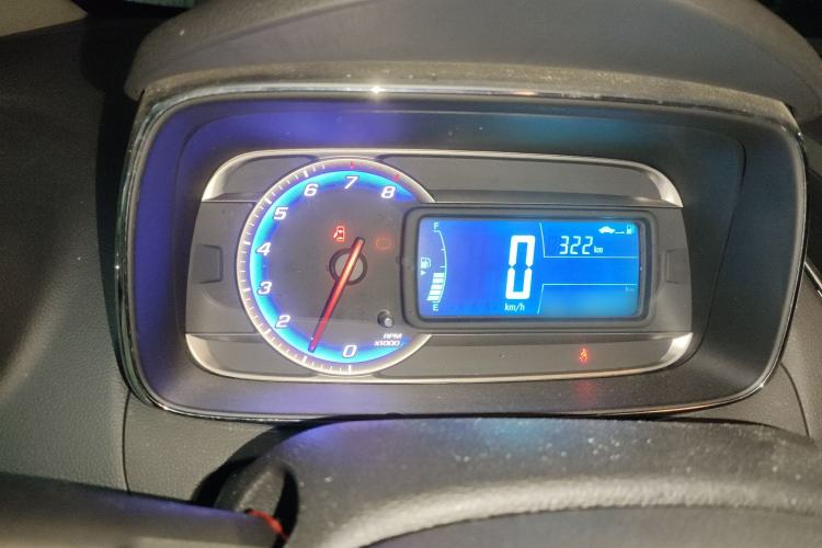 Used Chevrolet Trax 2016 1.4T Manual Two-Wheel Drive Comfort Version with Sunroof