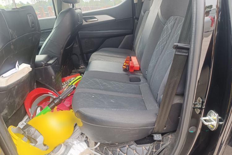 Used Great Wall King Kong Poer 2023 2.0T Manual Diesel Two-Wheel Drive Elite Version Long Bed Flatbed – GW4D20M
